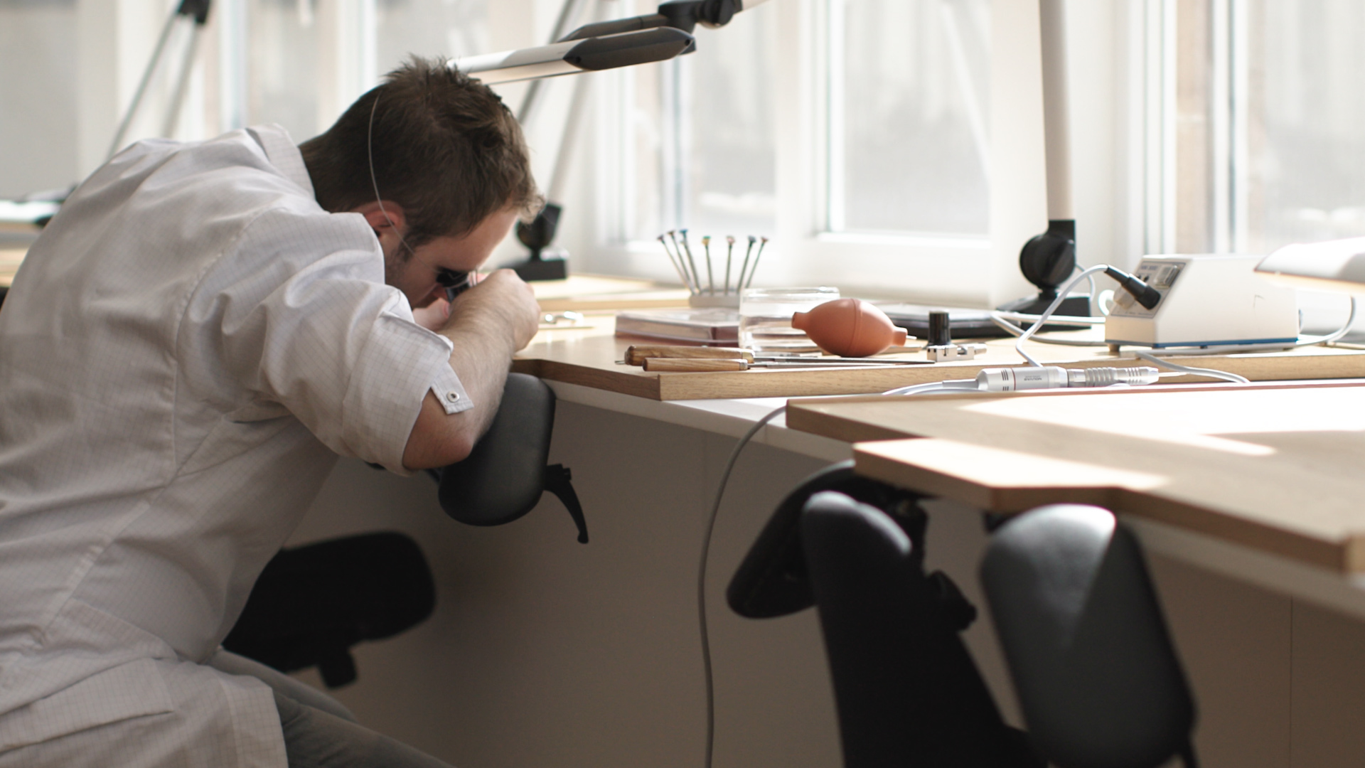 超薄腕錶的優雅宣言 An Ultra-Thin Elegance