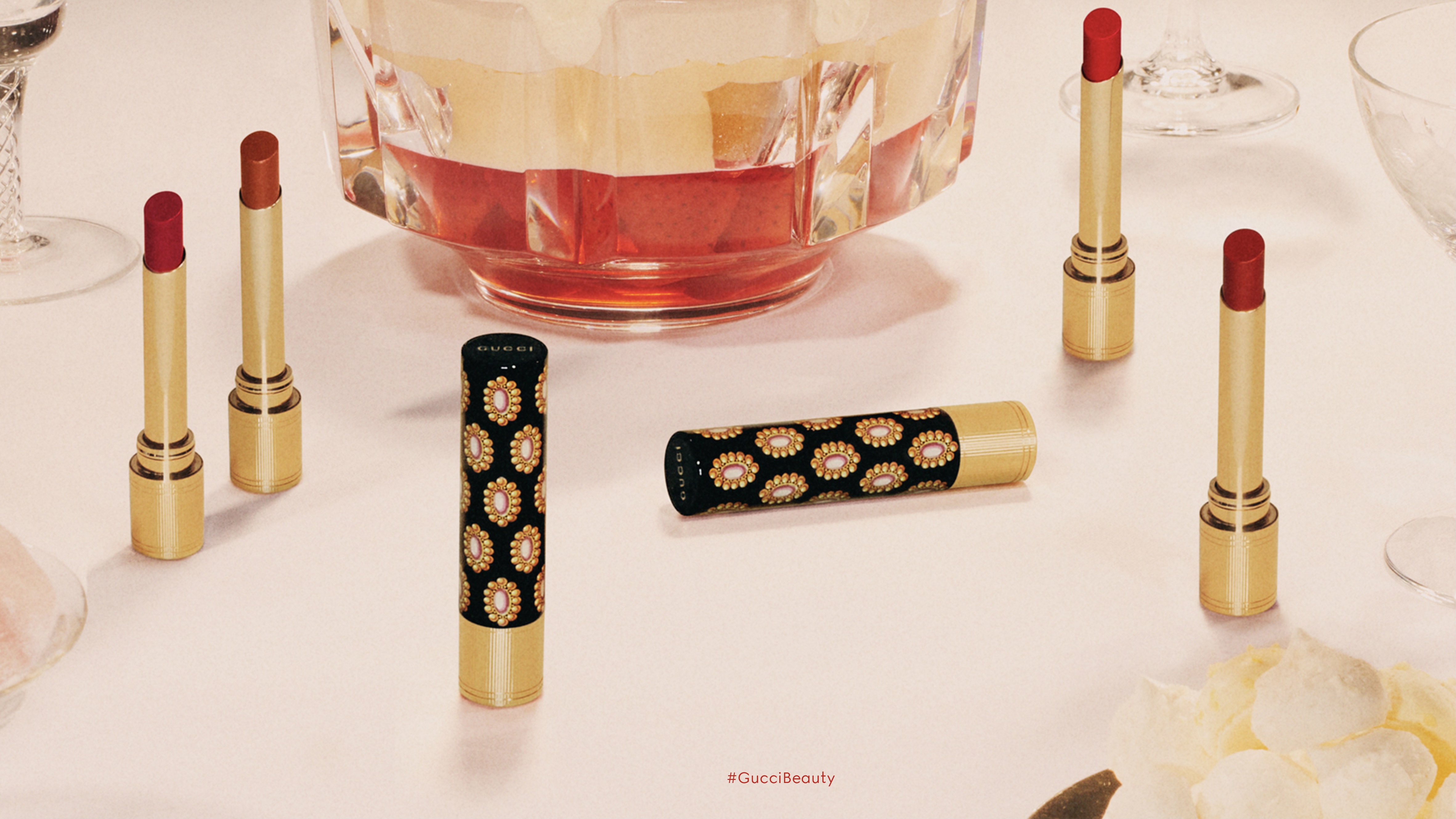 GUCCI｜復古美學熱 70年代琉光席捲美妝