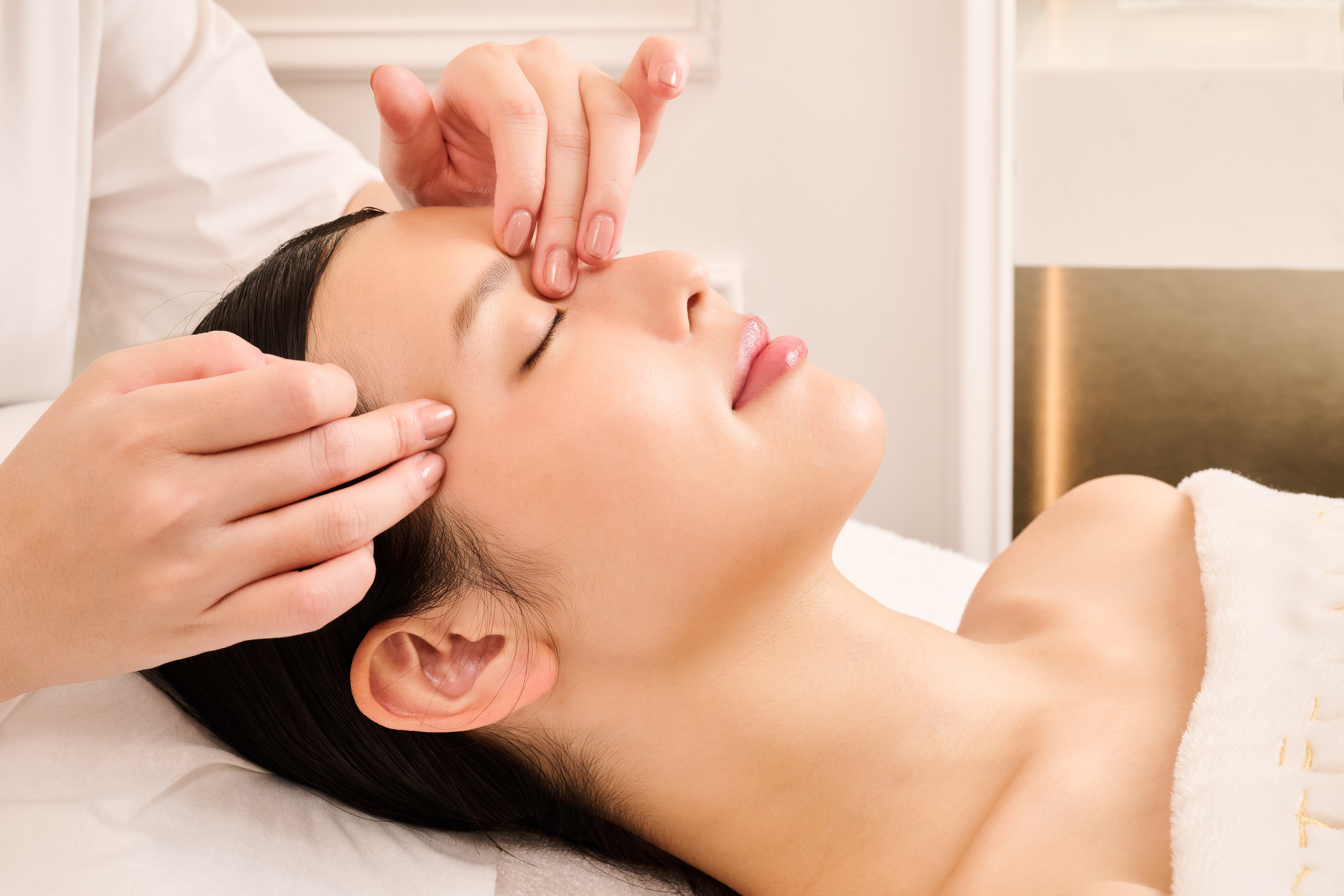 年初奢養時刻,喚醒質感美肌 Where Time Softens: Skin Awakens in Quiet Luxury