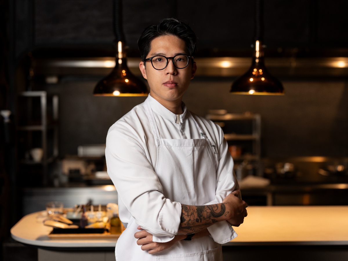 專訪｜君尹 Brisé 主廚江丕禮 Chef Pili：城市靜巷中，專注本質的當代法餐